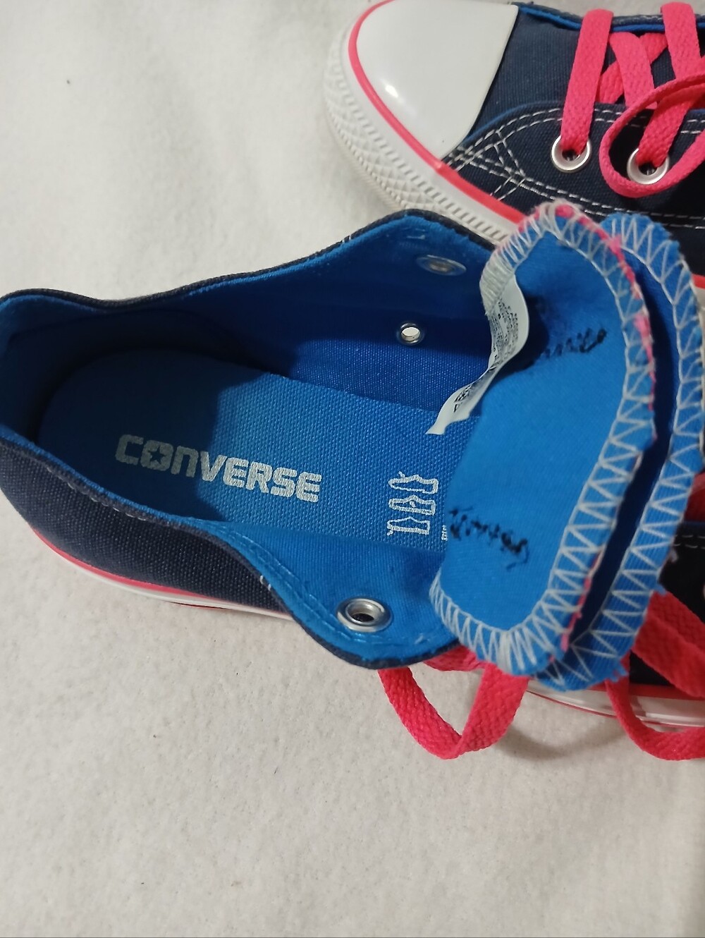 Converse  Classic Navy Canvas Low-Top Sneakers with Pink Accents Unisex W10/M8 - Picture 10 of 11